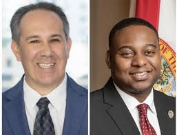 BROWARD JUDGE DONS VIRTUAL REALITY HEADSET IN WHAT'S THOUGHT TO BE A  COURTROOM FIRST