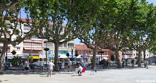 It is divided into 13 regions, each with it's distinctive character, history, landscape, traditions and specialities. Saint Aygulf Cote D Azur Guide