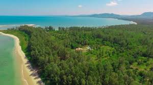 The accommodation will provide you with a sofa seating area, air conditioning and a washing machine. Coral Beach Pool Villa Khao Lak Thailand Reviews Prices Planet Of Hotels