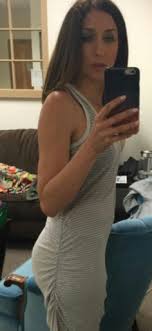 Chelsea peretti would rather scream than hug strangers and make small talk. 52 Chelsea Peretti Ideas Chelsea Peretti Chelsea Fashion