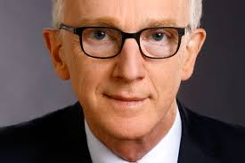 R+V-Vorstandsmitglied Peter Weiler geht Mitte 2018 in Ruhestand