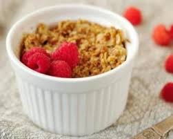 Recette De Crumble Mange Graisses Aux Framboises Et Son D Avoine Recette Recette Crumble Crumble Framboises Recette