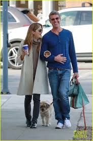 Selma blair seen with coffee in hand returning to her ride in studio city. Full Sized Photo Of Selma Blair Tiny Hand Ron Carlson 05 Photo 4190025 Just Jared