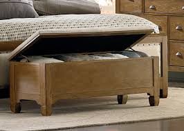 Liberty furniture is a dedicated provider of all wood products including bedroom, dining, entertainment, occasional and home office categories. Liberty Furniture Town Country Bed Bench In Sandstone 603 Br47