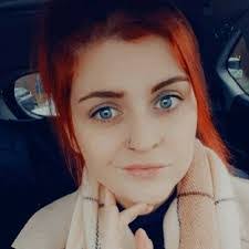 Fiona Usher's Instagram, Twitter & Facebook