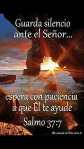 Confia En El Tiempo De Dios Cree En Sus Promesas Espera Su Respuesta Alegrate En Su Bondad Y Descansa En Su P Quotes About God Biblical Quotes Faith In God