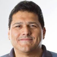 Robert Davila's Instagram, Twitter & Facebook