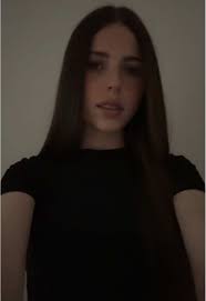 Daisy Reynolds Dancing