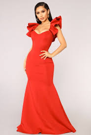 Pin By Angi Bravo On Moda Cristiana In 2020 Red Dress Elegant Dresses For Women Mermaid Dress