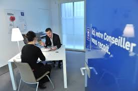 Au quotidien, vous êtes en contact avec vos clients, identifiez leurs besoins et proposez l'offre lcl. La Banque Postale La Poste Recrute