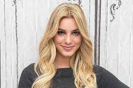 Lele pons is an american internet personality. Lele Pons Biography Age Wiki Height Weight Boyfriend Family More