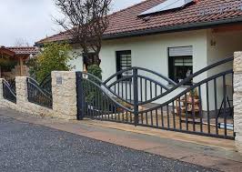 Wir arbeiten seit 1998 erfolgreich auf dem deutschen markt und beschäftigen aktuell 9 mitarbeiter. Zaune Aus Polen Gunstig Und Nach Mass Zauneauspolen24 De