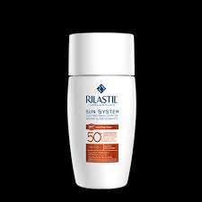 Se stai cercando protezione solare viso pelle grassa sei nel posto giusto. Rilastil Sun System Protezione Solare Pelli Intolleranti Spf 50
