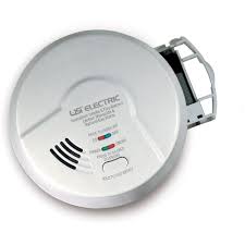 Fire detectors and carbon monoxide alarms are two of the most important items every home should have installed. Smoke Alarm Carbon Monoxide Detectors Walmart Com
