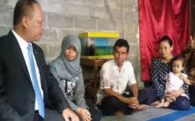 Anda ingin memohon biasiswa untuk pengajian di universiti awam atau swasta? Kesempatan Kuliah Bagi Mahasiswa Miskin Diperbesar Okezone News