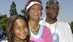 Cissy, sang ibu, tak pernah setuju hubungan putrinya dengan brow, dan menganggap brown sebagai penyebab kejatuhan sang putri. Whitney Houston Meninggal Mantan Suami Linglung Seleb Tempo Co