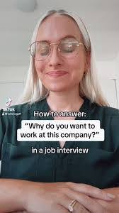 Lynn Hanks's Instagram, Twitter & Facebook