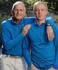 The oldest man on this season, who happens to be a quirky, nerdy, funny bisexual dude with little physical prowess. Mike White On Doing The Amazing Race I Felt Like Jason Bourne And His Old Gay Dad