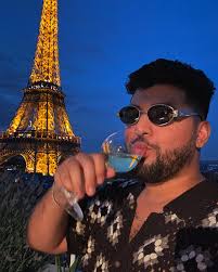 Cherish the people around you and create unforgettable memories. Thank you,  2024! 🫶