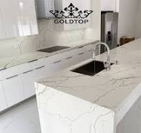 High Quality Price Polished 30mm Surface Calacatta Artificial Snowy Quartz  Countertop for Worktops Kitchen/Bathroom Wall Floor Aparment Villa Hotel