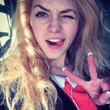 Scarlett Watson (@scarlettwatson_)