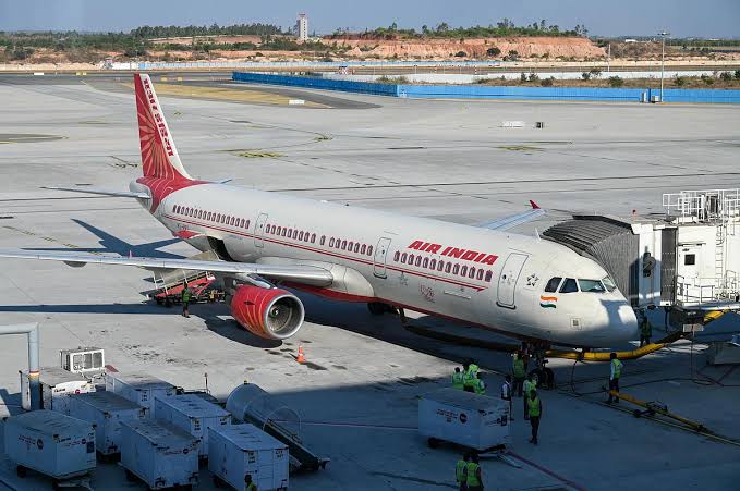 78 Flights Running: Air India Keeps West Asia and International Hub  Connectivity Stable | Outlook Traveller