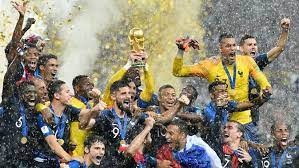 Keragaman skuad prancis berlanjut hingga sukses juara piala dunia 2018. Raih Trofi Piala Dunia 2018 Timnas Prancis Banjir Ucapan Selamat Pesta Bola Rusia Bola Com