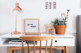 Ella S Teenage Bedroom Makeover Oh Eight Oh Nine Teenage Bedroom Bedroom Makeover Bedroom Decor