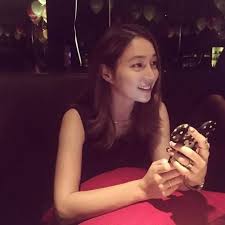 3 months later, lee min jung gave birth to a son on march 31, 2015, at a hospital in seoul. Lee Min Jung ì´ë¯¼ì • On Twitter Good Luck My Baby Krys Sjkrysiie94 The Emcees Gda Huray Https T Co Ldists5qr4