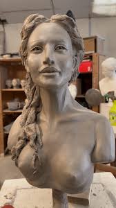 So we did a thing!! 🤪 While living in Paris, we had the pleasure of being 