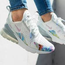 Women S Nike Air Max 270 Floral Size 7 Red Sneakers Shoes Outfit Fashion Nike Air Max