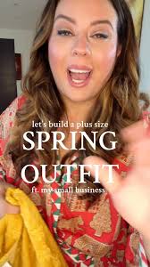 The perfect dress to welcome spring! I love the movement