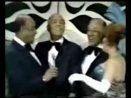 Her mom named her after her favorite movie star, bette davis. Glowworm Bette Midler The Mills Brothers Bing Crosby Youtube