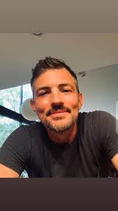 Scott Avett (@scottavett)