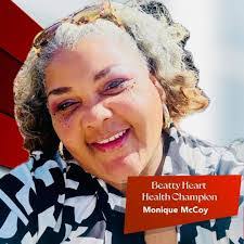 Donna Roman's Instagram, Twitter & Facebook