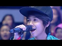 Umur 21 tahun) adalah seorang aktor dan penyanyi berkebangsaan indonesia. Happy Birthday Iqbaal Lihat Transformasi Iqbaal Dari Tahun Ke Tahun Youtube