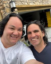 Aaron Harrosh's Instagram, Twitter & Facebook