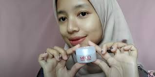 Jadul dan bagus, tapi tak guna kalau pakainya salah! Wanita ini share cara  pakai Meco Pearl Cream yang benar