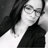 100+ perfiles de «Etna»