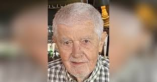 Jerome Rogowski's Instagram, Twitter & Facebook