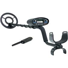 Bounty hunter metal detectors are fun and extremely useful when you're at the beach or in the woods look for lost keys or buried treasure! Bounty Hunter Lone Star Hobby Metal Detector With Pinpointer For Sale Online Ebay