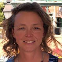 Carey Weir's Instagram, Twitter & Facebook