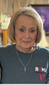 Carolyn Masterson's Instagram, Twitter & Facebook