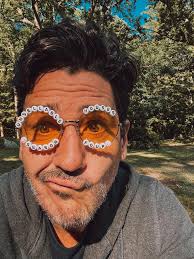 Will we be watching Unsellable Houses this year??? I hope so.