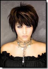 Coupes de cheveux, les tendances du printempsété 2016. Coiffure Femme 60 Ans Dessange Cheveux M