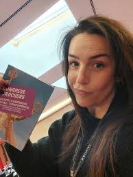 Helena Rivera (@BioRojano)