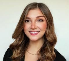 Kate Shirley's Instagram, Twitter & Facebook