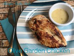 To make the marinade whisk together olive oil, garlic, vinegar, thyme, salt, and pepper in a 13×9 baking dish. Olive Garden Chicken Tampa Cake Girl