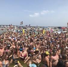 The crab island shuttle boat, destin's newest glass bottom boat excursion, offers the cheapest way to get to the famous crab island sandbar for some fun in the sun. Crab Island Destin Florida Attraction Gibson Beach Rentals
