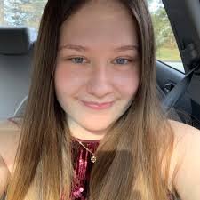 Kendra Casey (@kendra.casey.16)